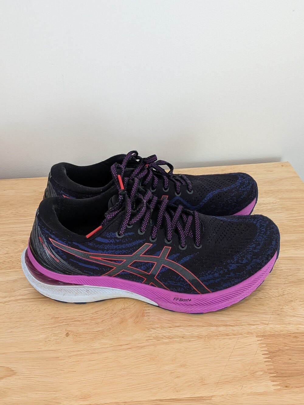 Asics Women's Kayano 29 Running Walking Shoes Size 9.5 Arch Support